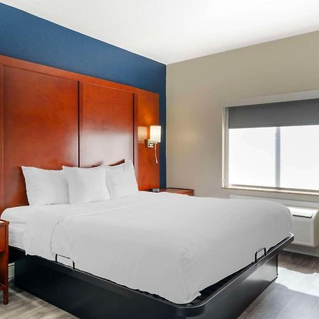 Comfort Suites West Jacksonville Bagian luar foto