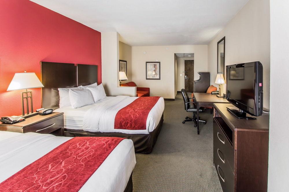 Comfort Suites West Jacksonville Bagian luar foto