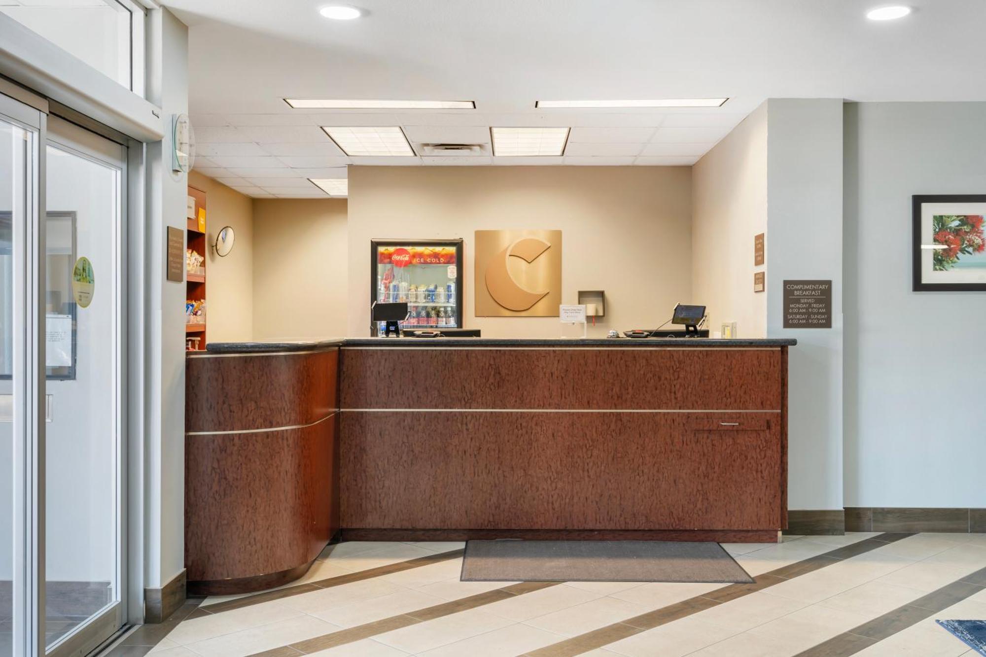 Comfort Suites West Jacksonville Bagian luar foto