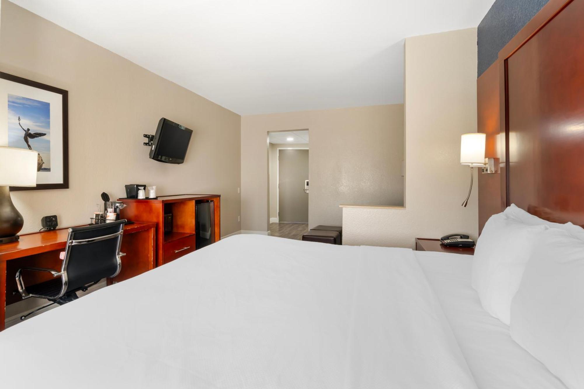 Comfort Suites West Jacksonville Bagian luar foto