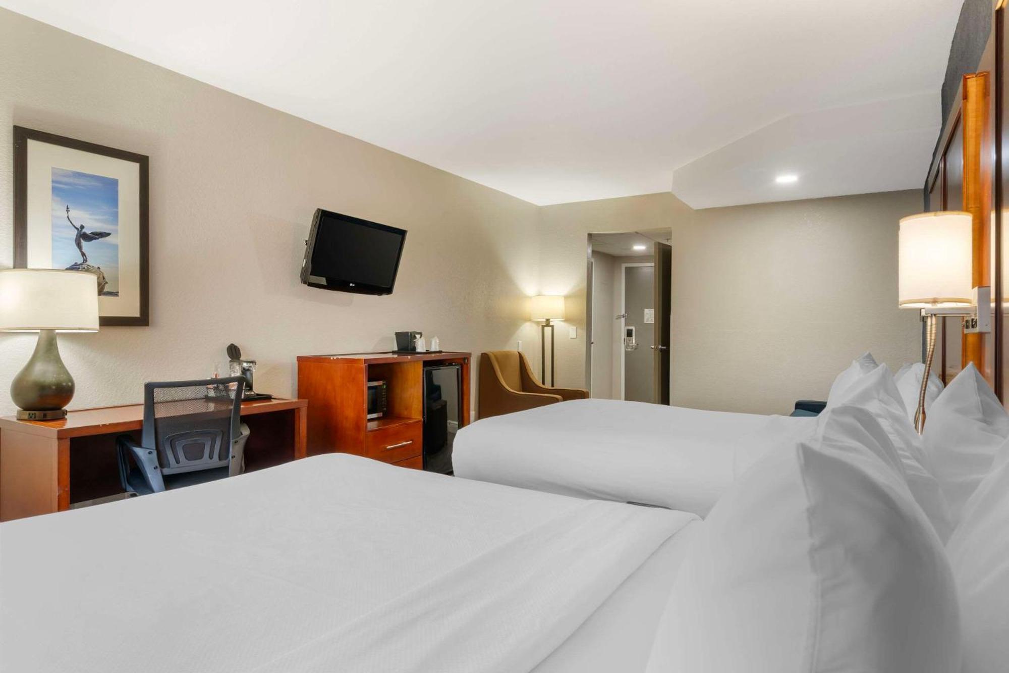 Comfort Suites West Jacksonville Bagian luar foto